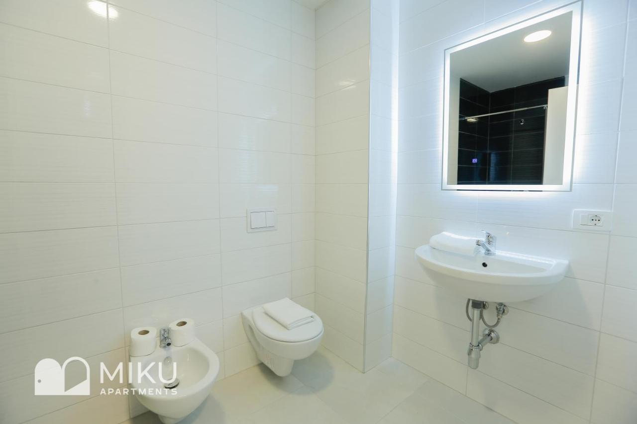 Miku Apartment - Vibrant 1Bd Apartment At Olympic Residence Tirana Exterior foto